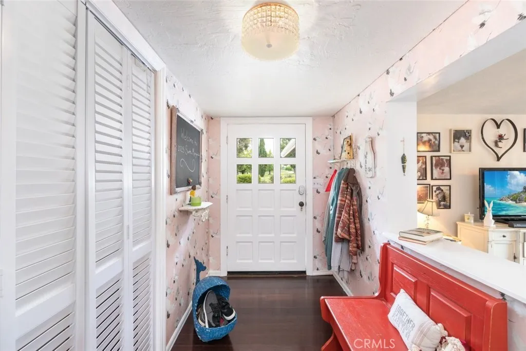 1025 Santa Margarita Dr