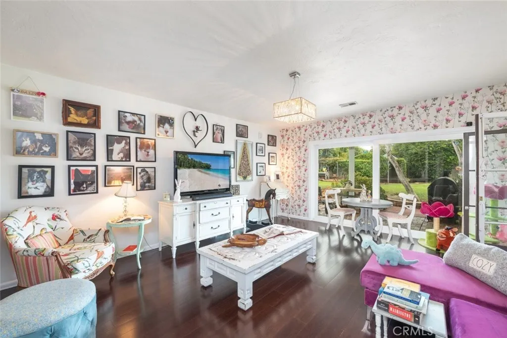 1025 Santa Margarita Dr