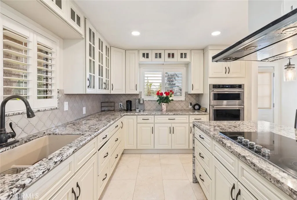 6500 Rainbow Heights Rd