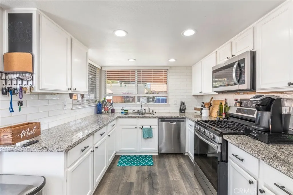 2313 Sonoma Dr