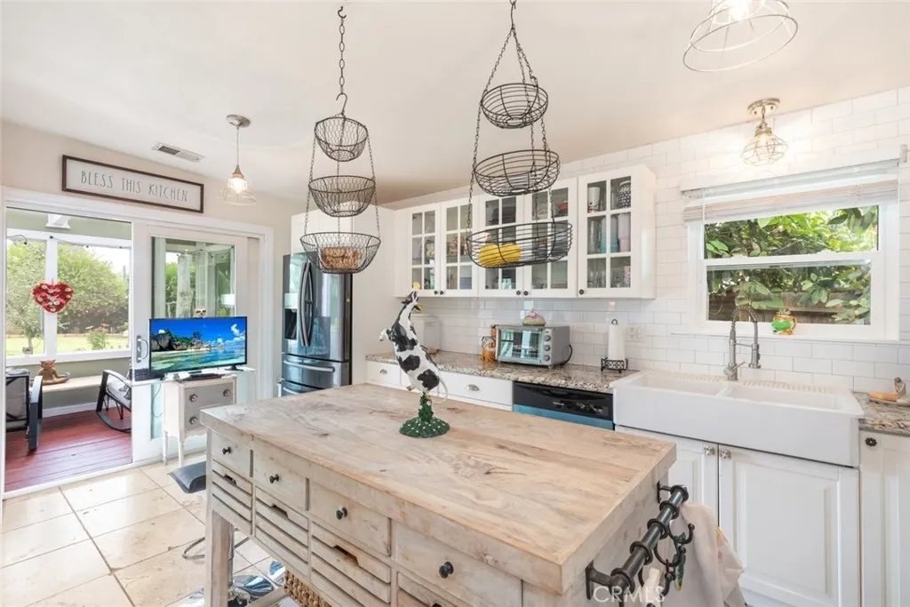 1025 Santa Margarita Dr