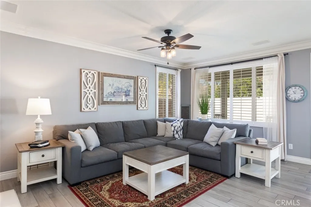 31735 Mesa View Dr