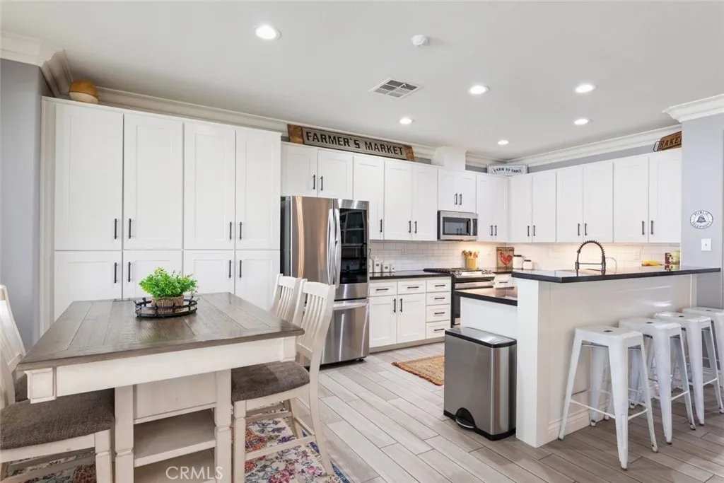 31735 Mesa View Dr