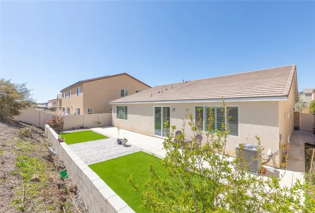 36082 Saint Claire Ct