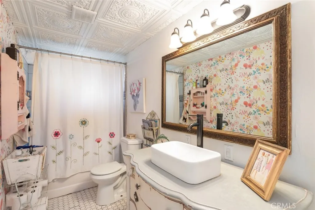 1025 Santa Margarita Dr