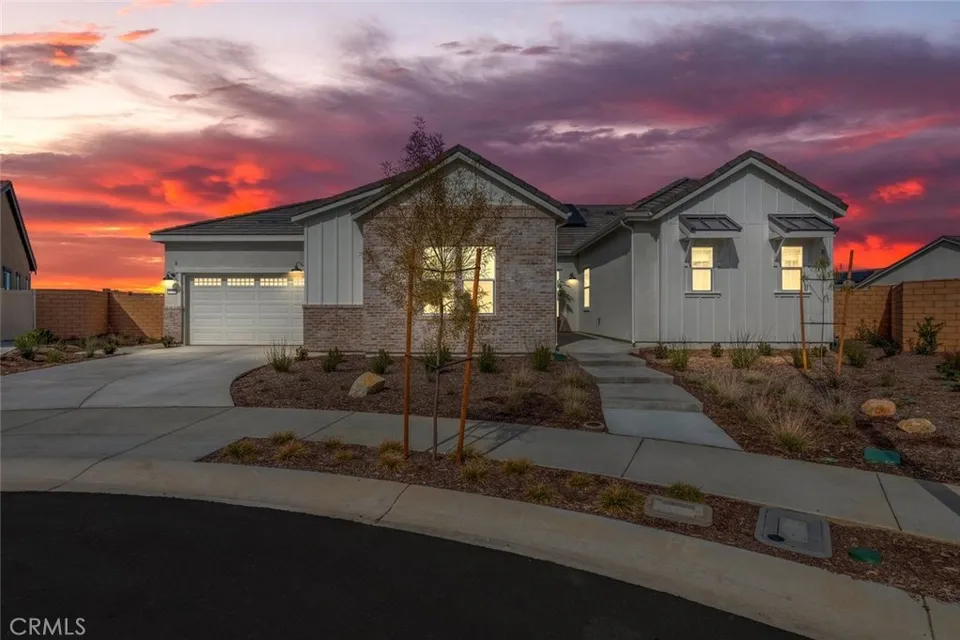 32520 Zinna Ct