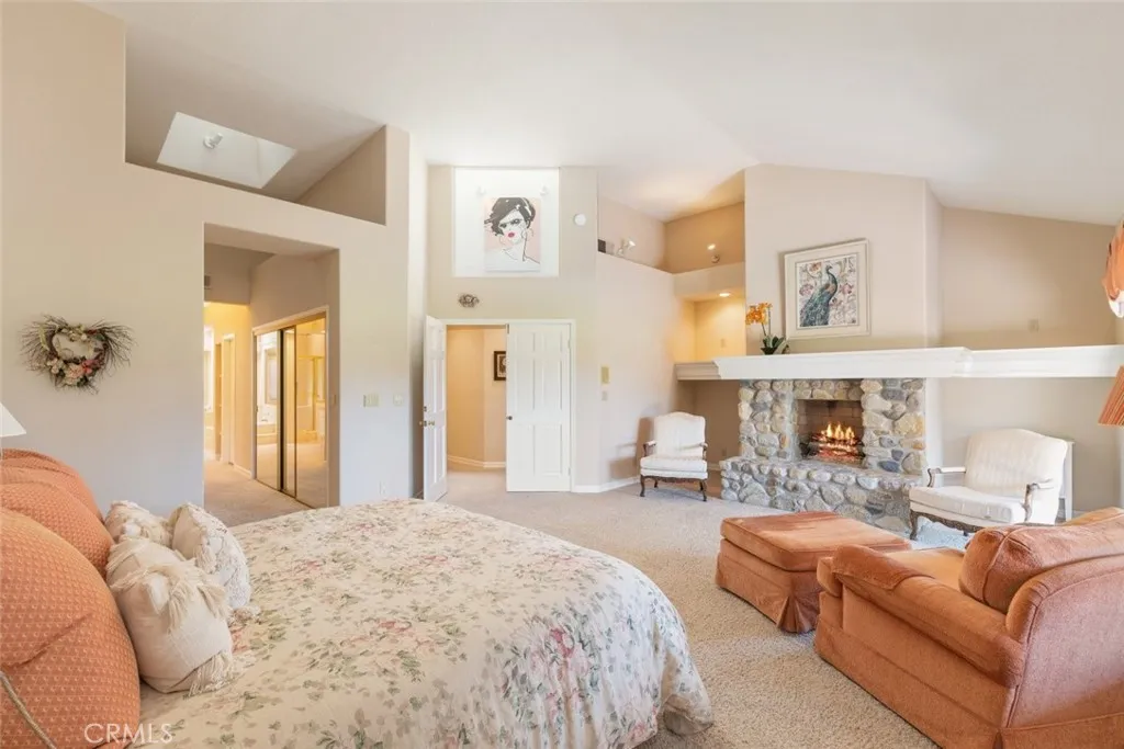 38201 Creekview Cir