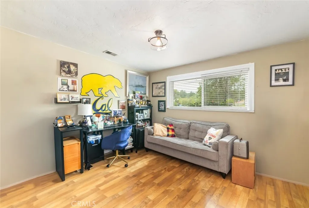 1025 Santa Margarita Dr
