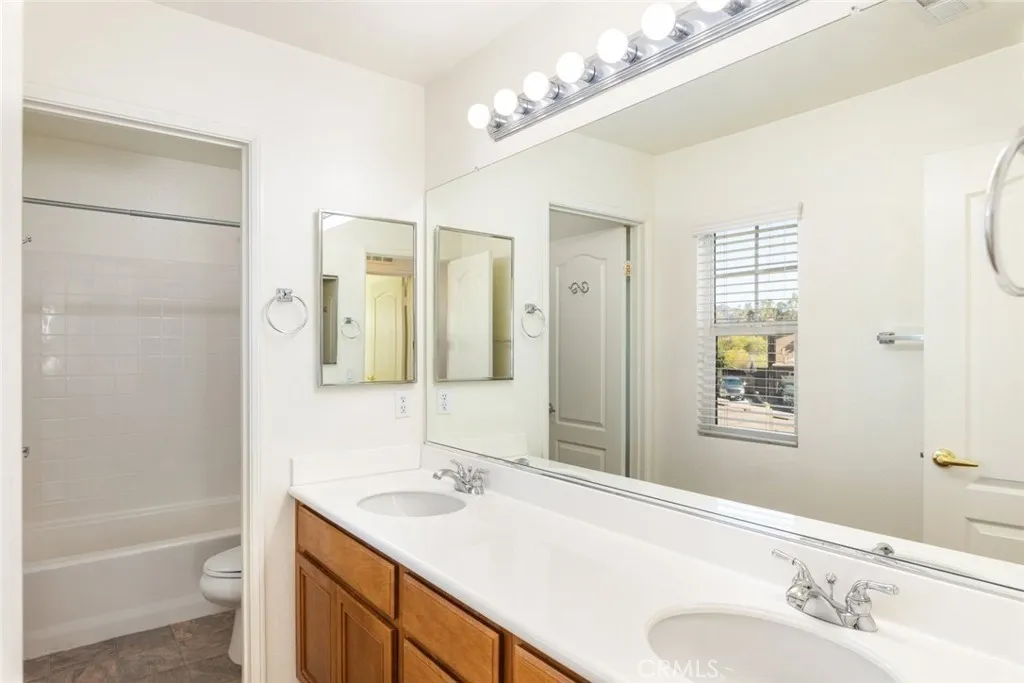 23638 William Pl