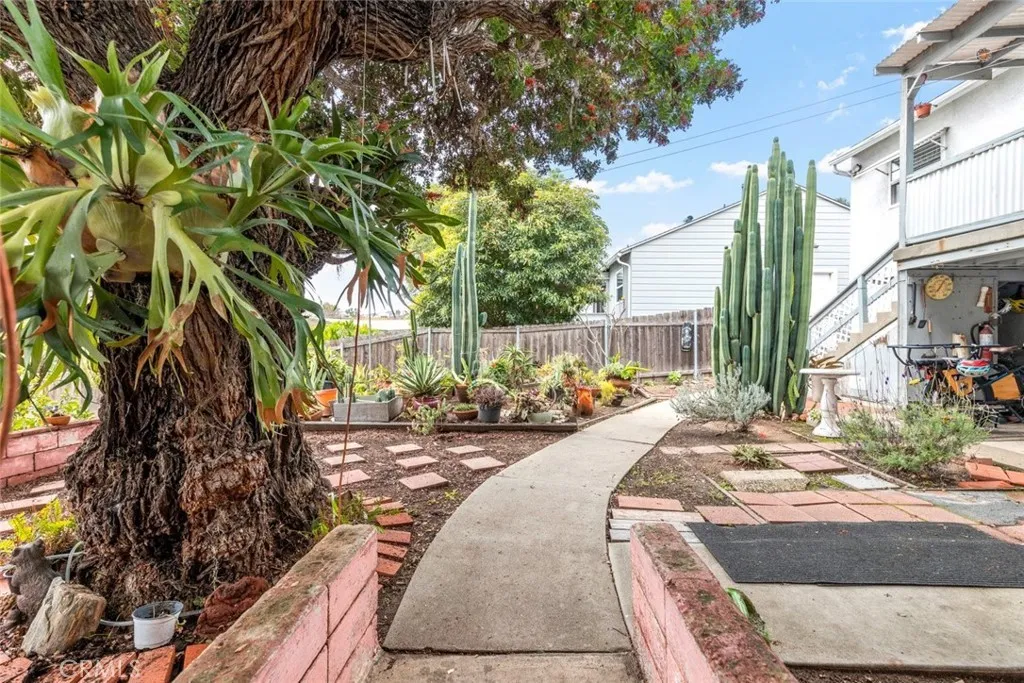 5237 Alcorn Pl