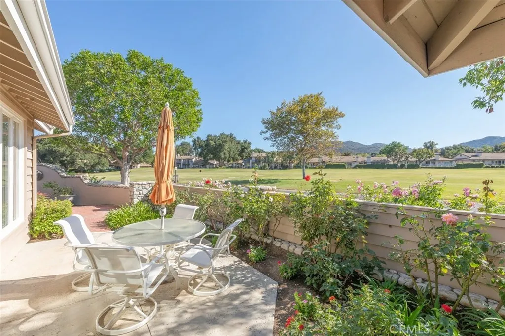 38201 Creekview Cir