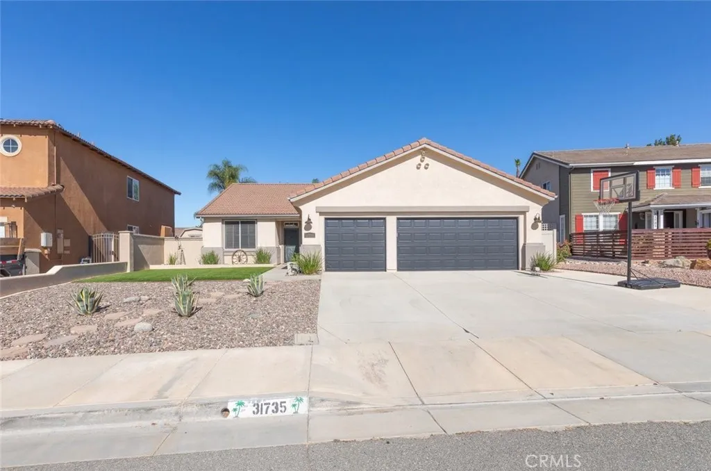 31735 Mesa View Dr