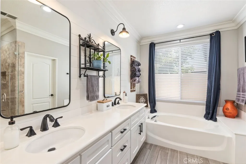 31735 Mesa View Dr