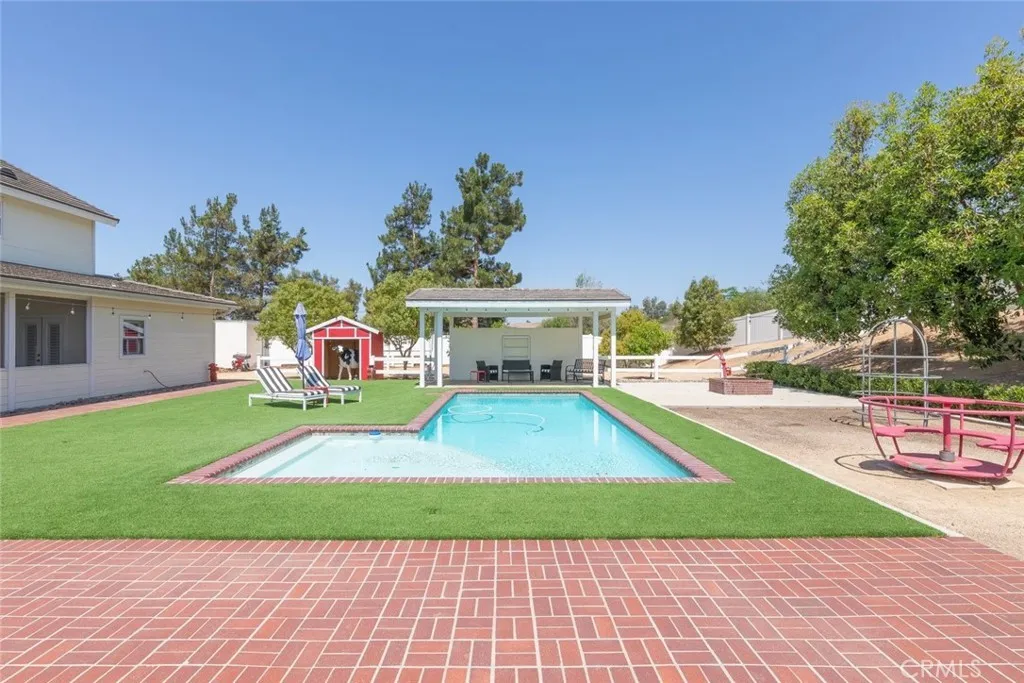 41559 Floyd Ct