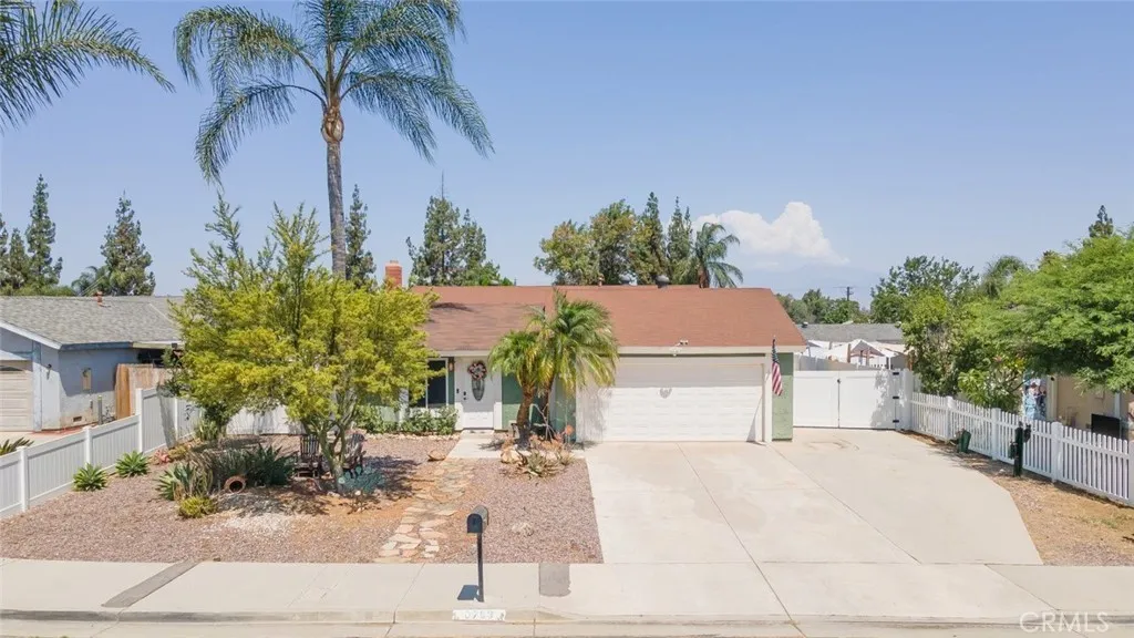 10753 Parliament Ln