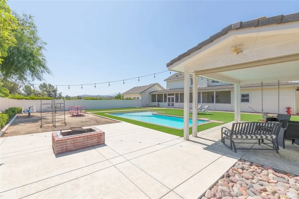 41559 Floyd Ct