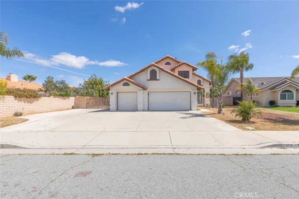 2313 Sonoma Dr