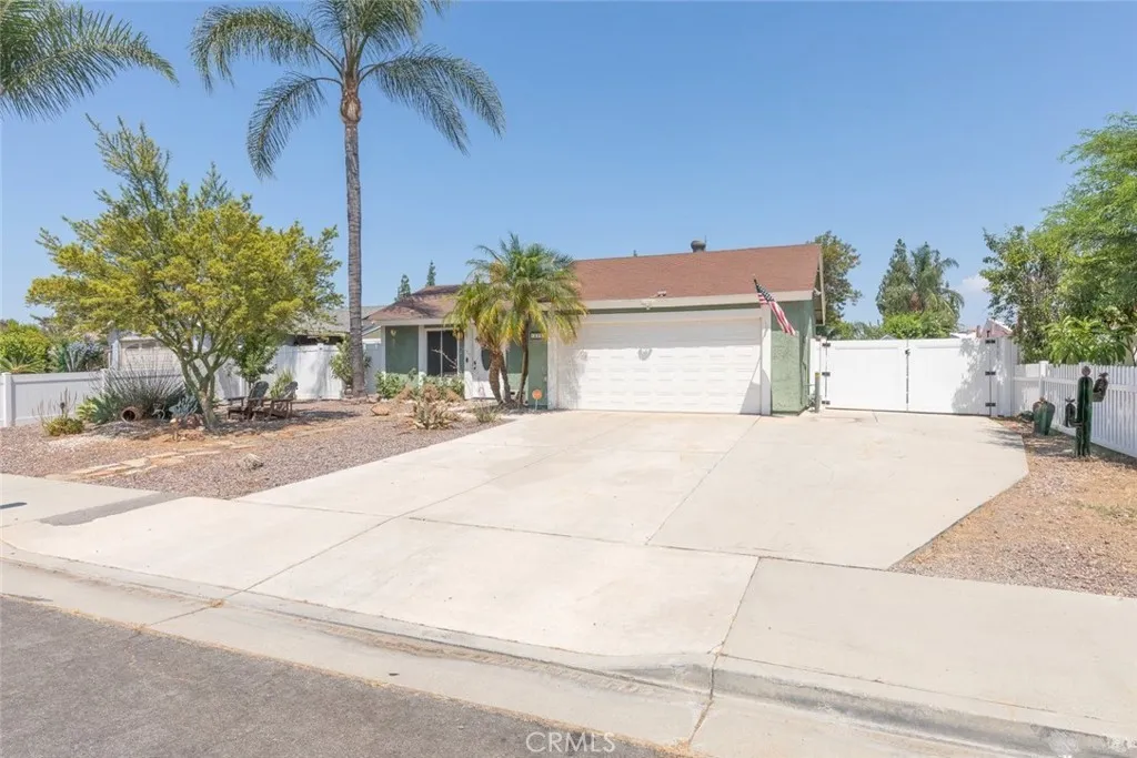 10753 Parliament Ln