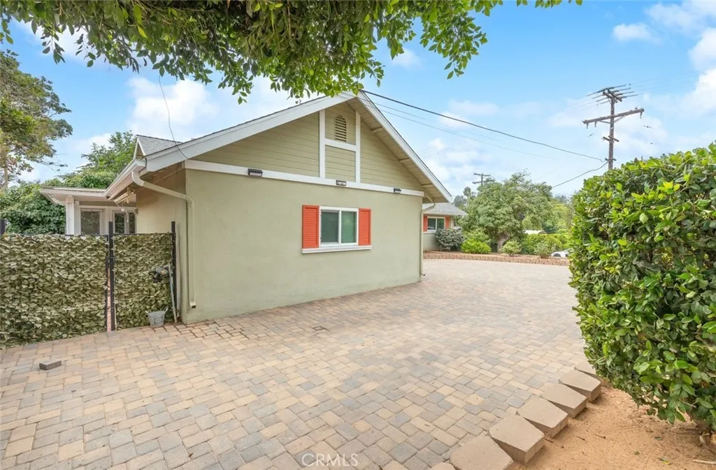 1025 Santa Margarita Dr