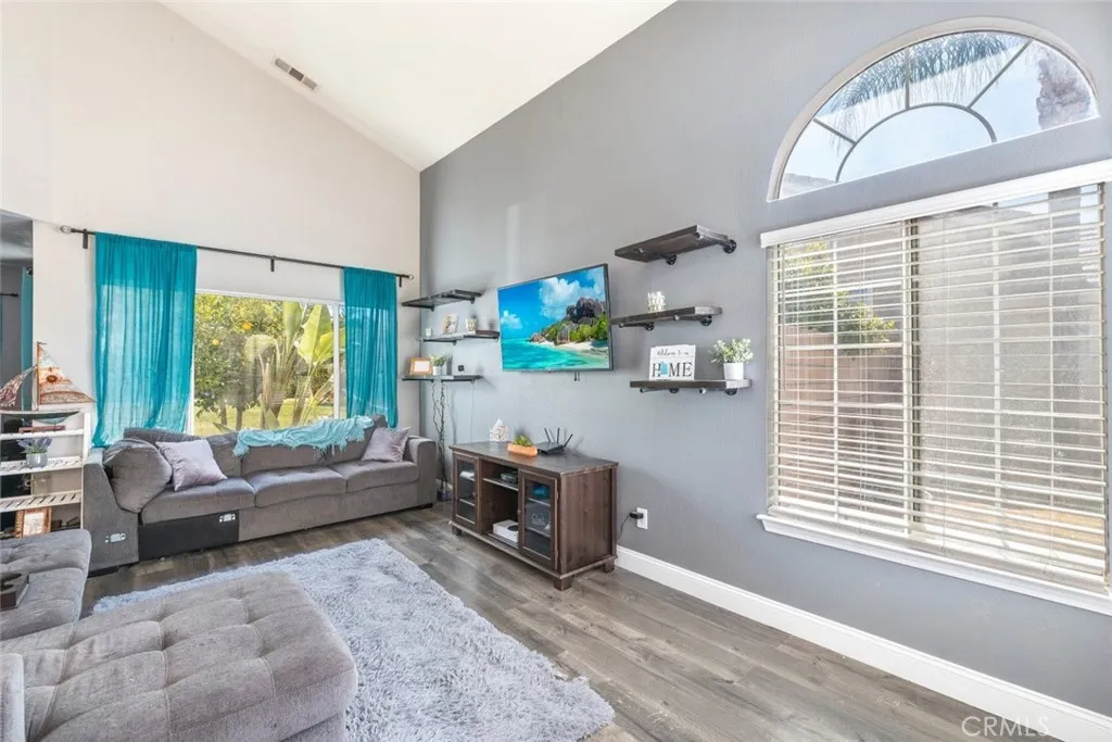 2313 Sonoma Dr