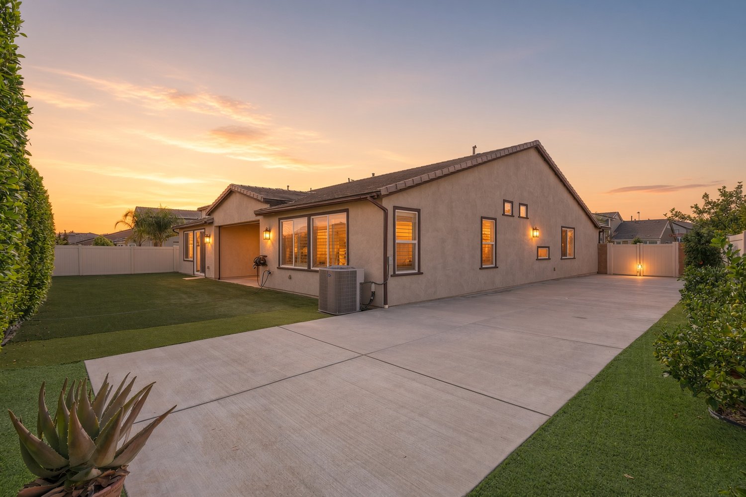 29646 Saddlebred Circle
