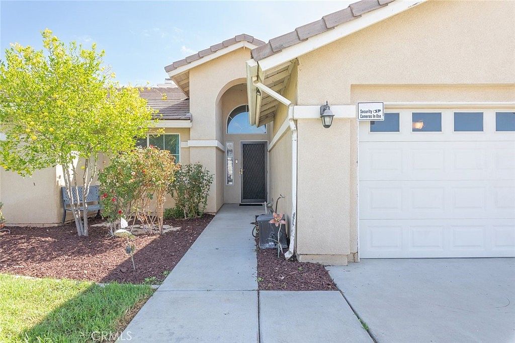 233 Galiceno Dr