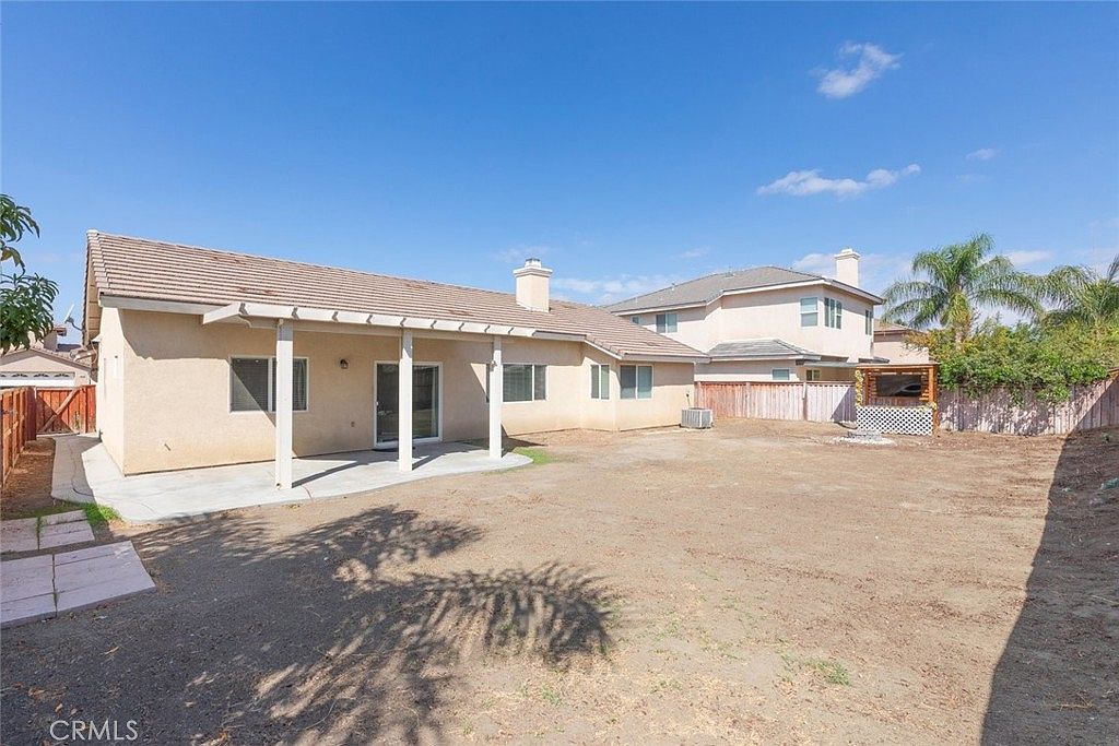 233 Galiceno Dr