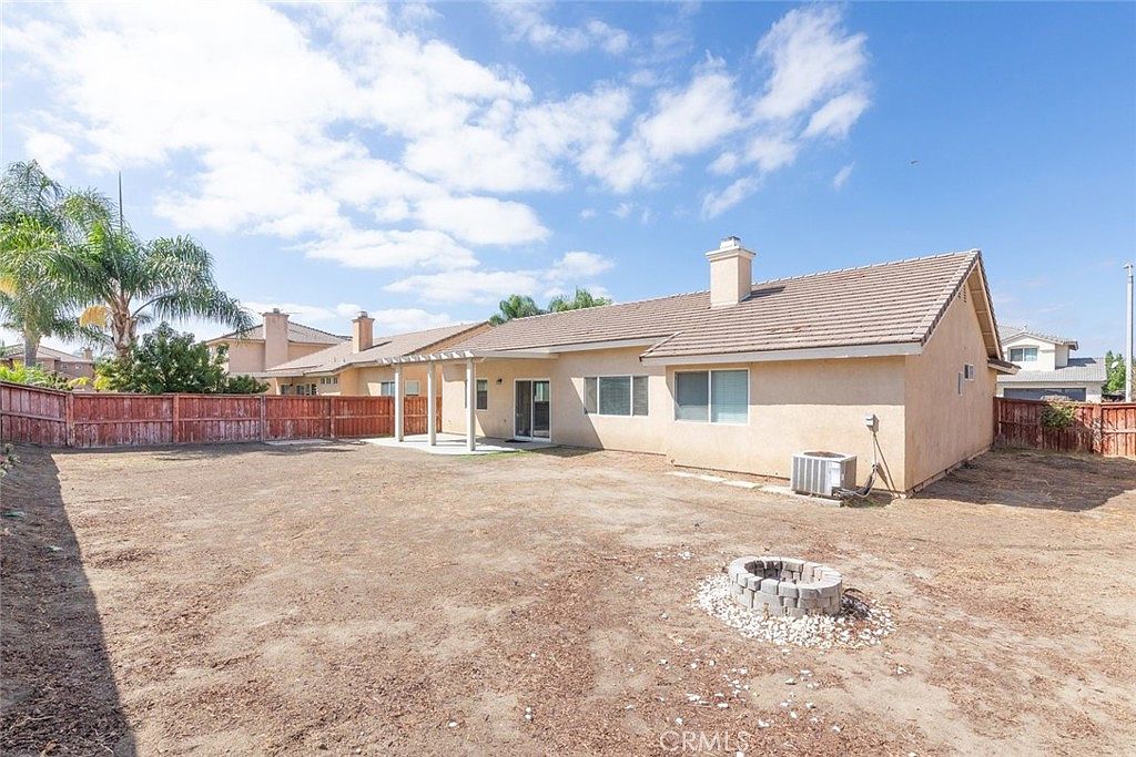 233 Galiceno Dr