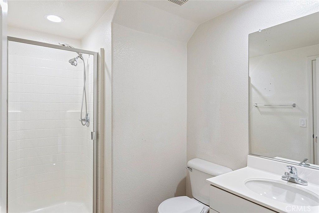 32670 Santa Cruz Way