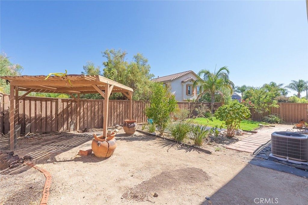 32670 Santa Cruz Way