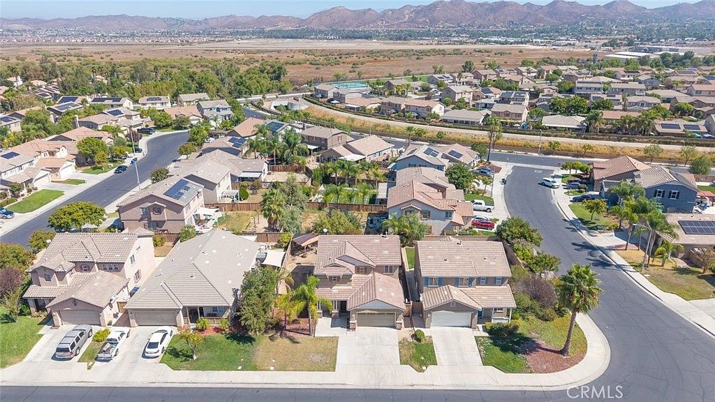 32670 Santa Cruz Way