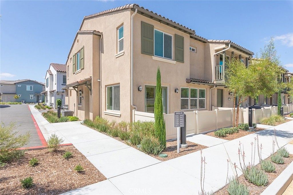 39438 Corvina Ln