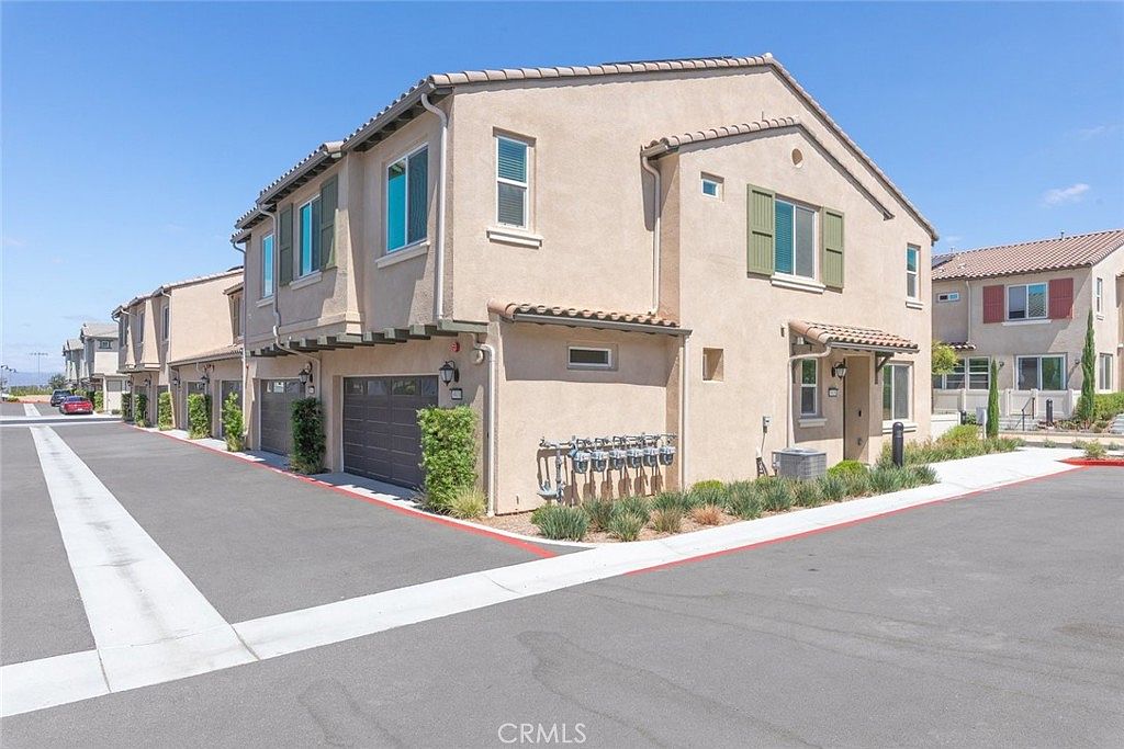 39438 Corvina Ln