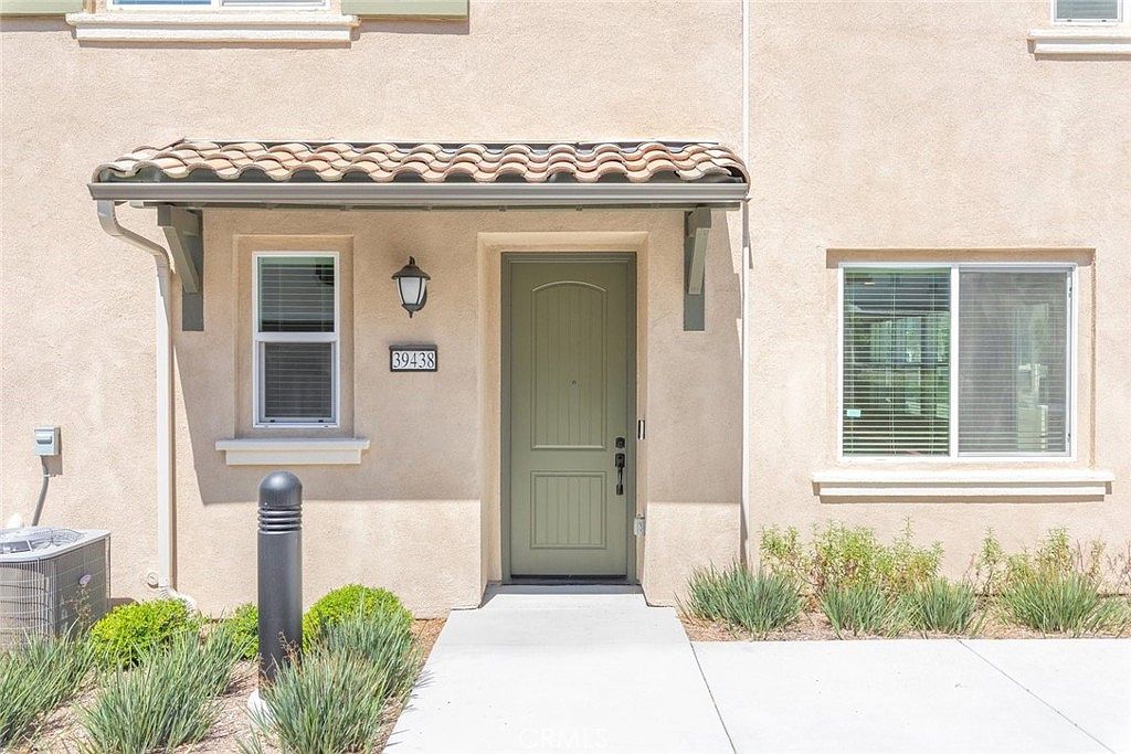 39438 Corvina Ln