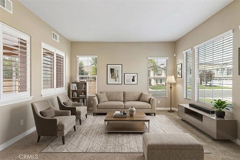 42542 Vancouver Pl