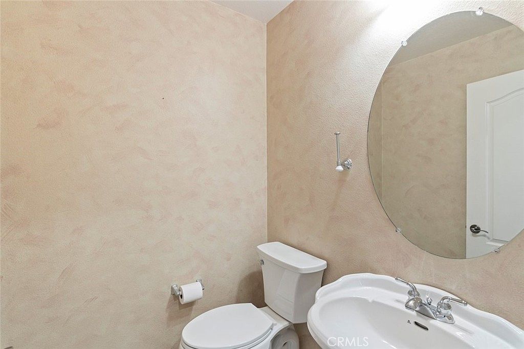 42542 Vancouver Pl