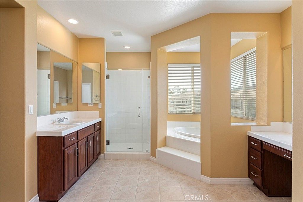 42542 Vancouver Pl
