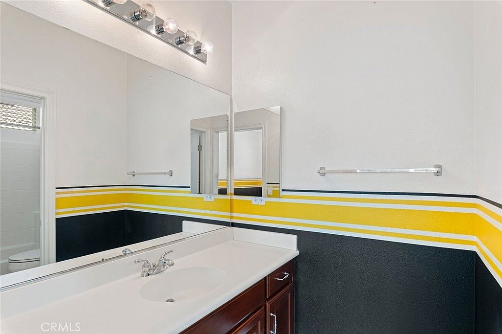 42542 Vancouver Pl